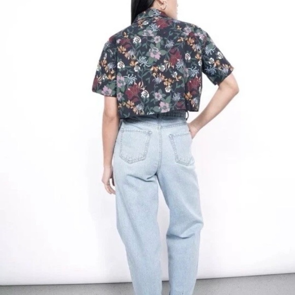 WILDFANG Floral Crop Top SIZE XS - Picture 2 of 11